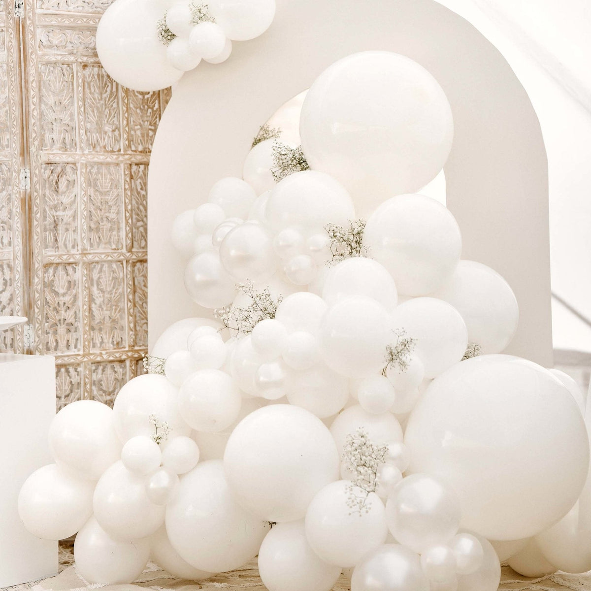 White Wedding Balloon Garland Kit