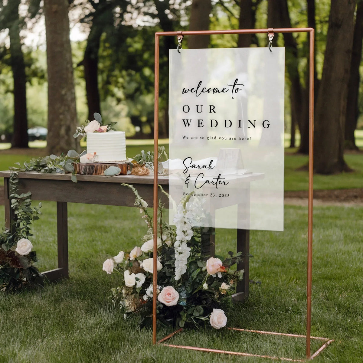 Beautiful Minimalist Acrylic Wedding Welcome Sign